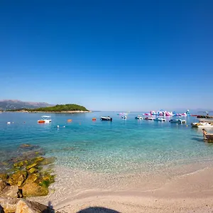 Hotel New Crystal, Ksamil